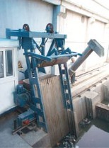 移動(dòng)式格柵除污機(jī)